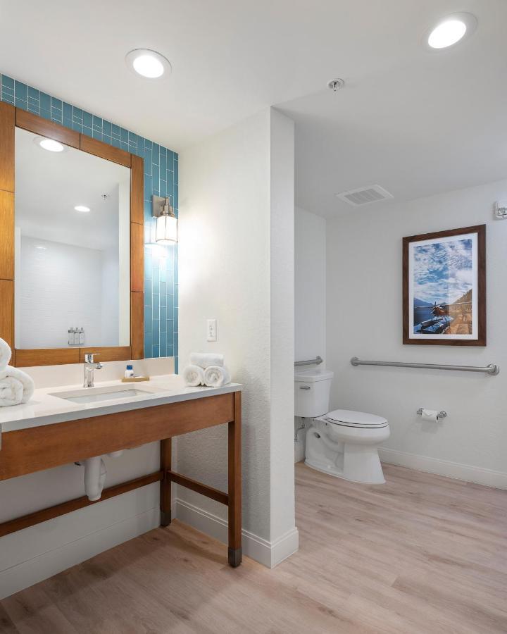 Compass By Margaritaville Hotel North Naples Εξωτερικό φωτογραφία