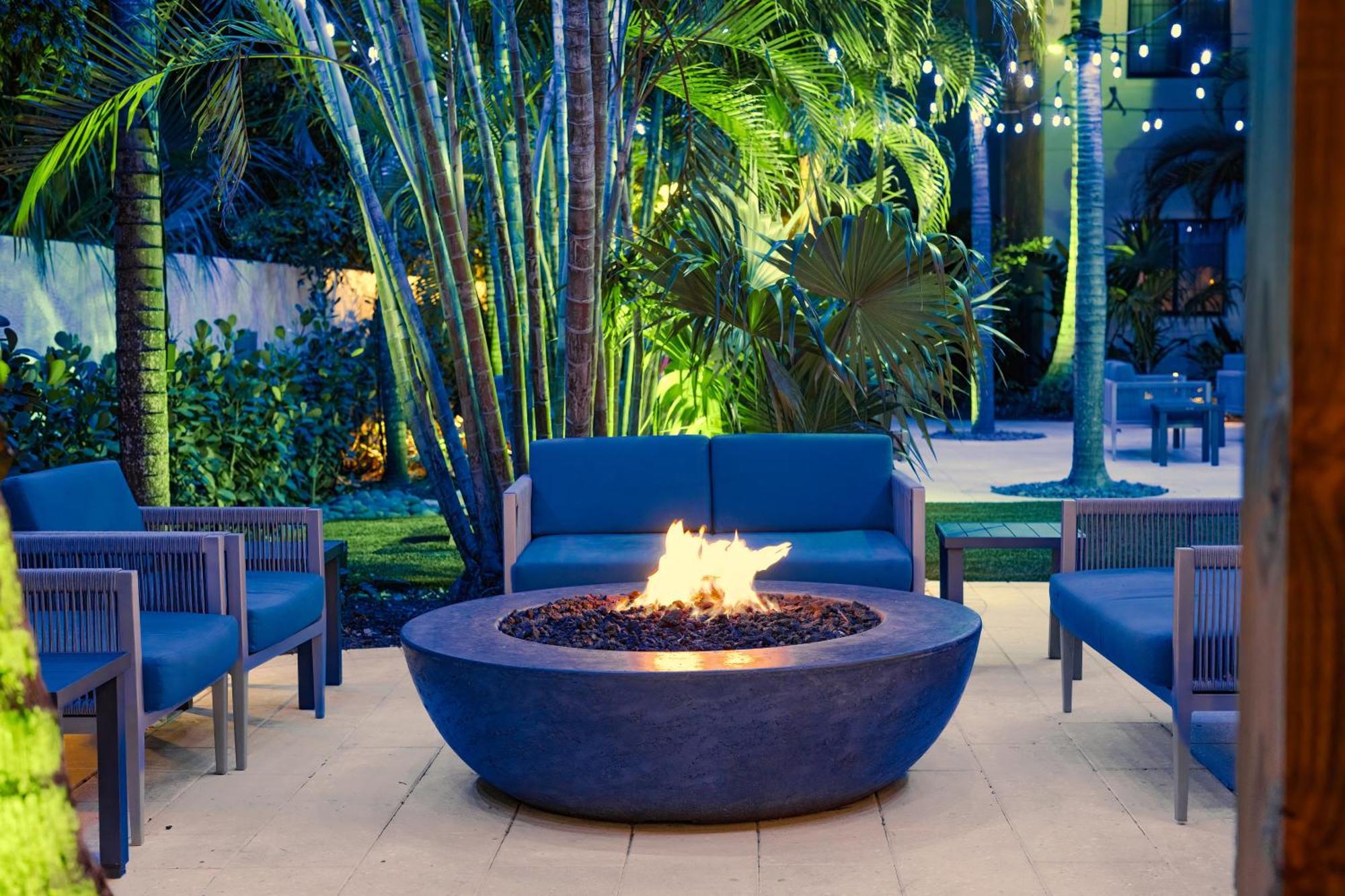 Compass By Margaritaville Hotel North Naples Εξωτερικό φωτογραφία